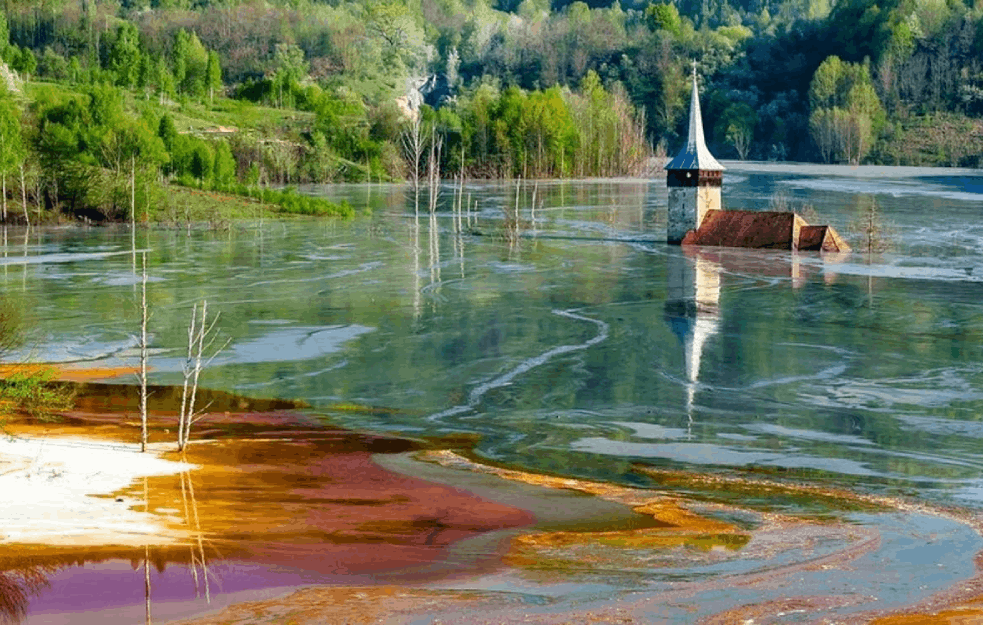 EKOLOŠKA KATASTROFA U RUMUNIJI: <span style='color:red;'><b>Cijanid</b></span> uništio selo!
